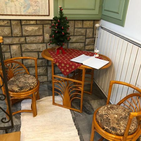 Bed and Breakfast Muskátli Panzió Győr Esterno foto
